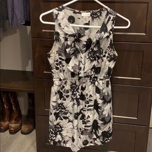 Motherhood Maternity black and white floral top
